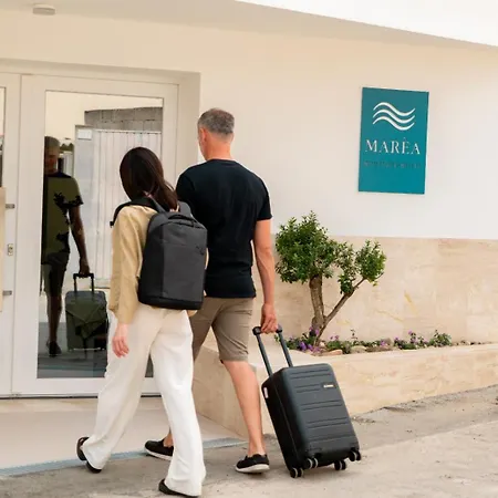 Marea Boutique فندق أروسييْ